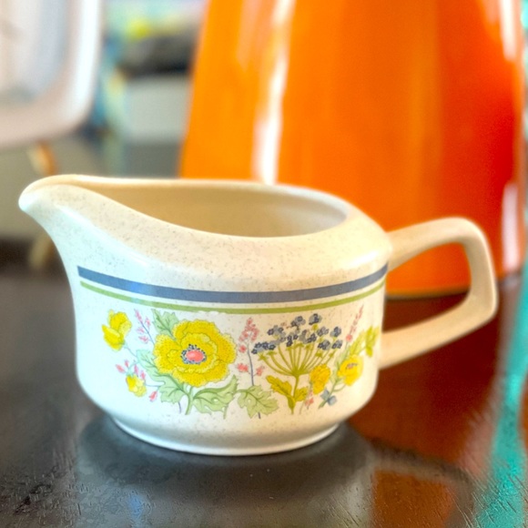 Vintage Temper-Ware Creamer Boat in Summer Spice - Picture 1 of 3